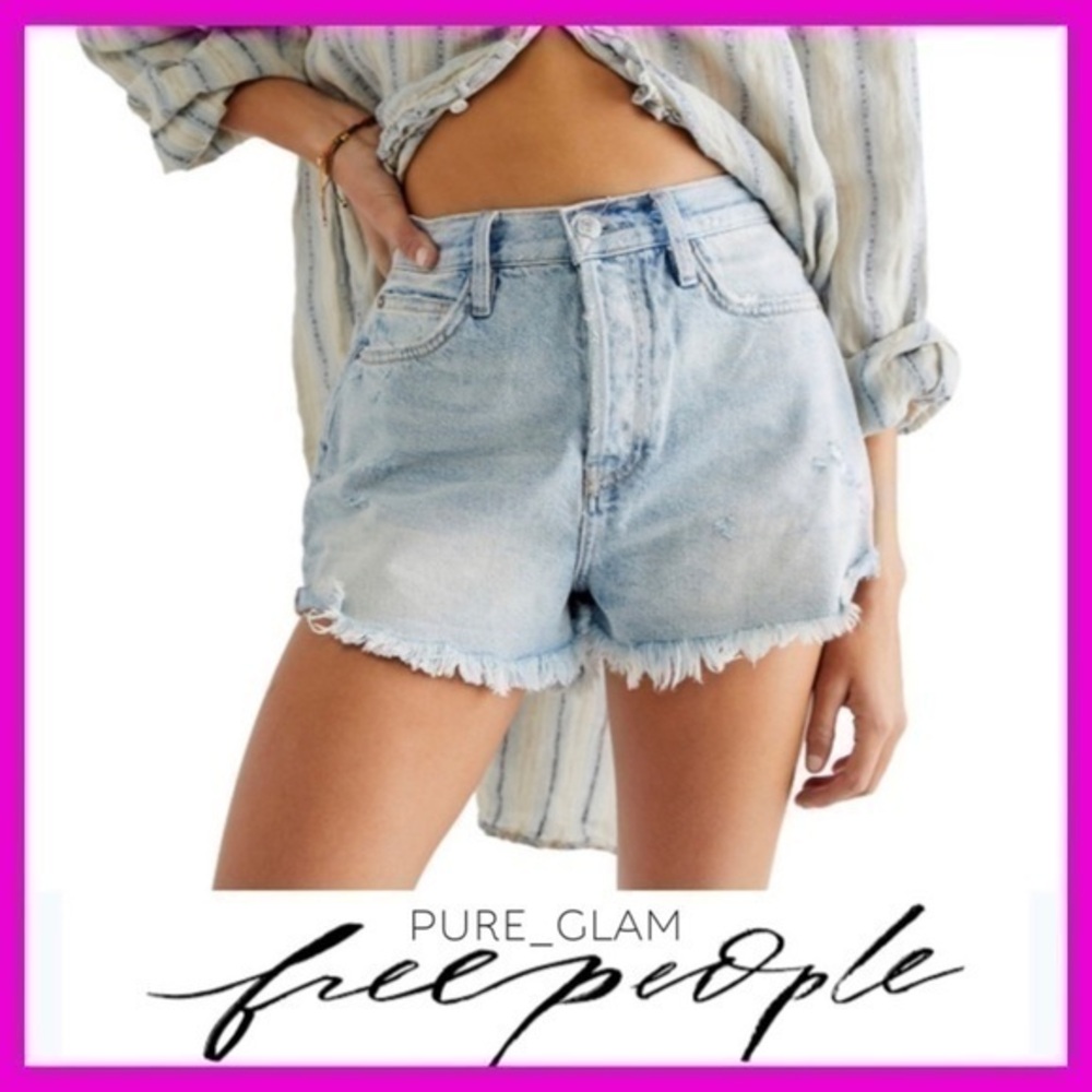 NEW FREE PEOPLE shorts denim distressed 25